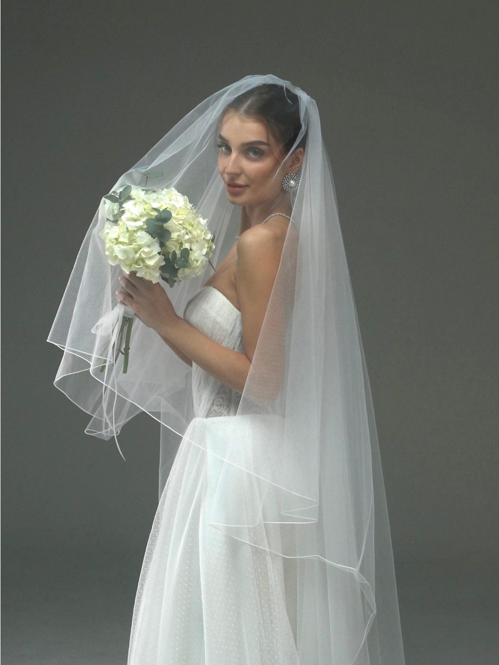 Ivory Veil for Wedding - Picture 6 of 6